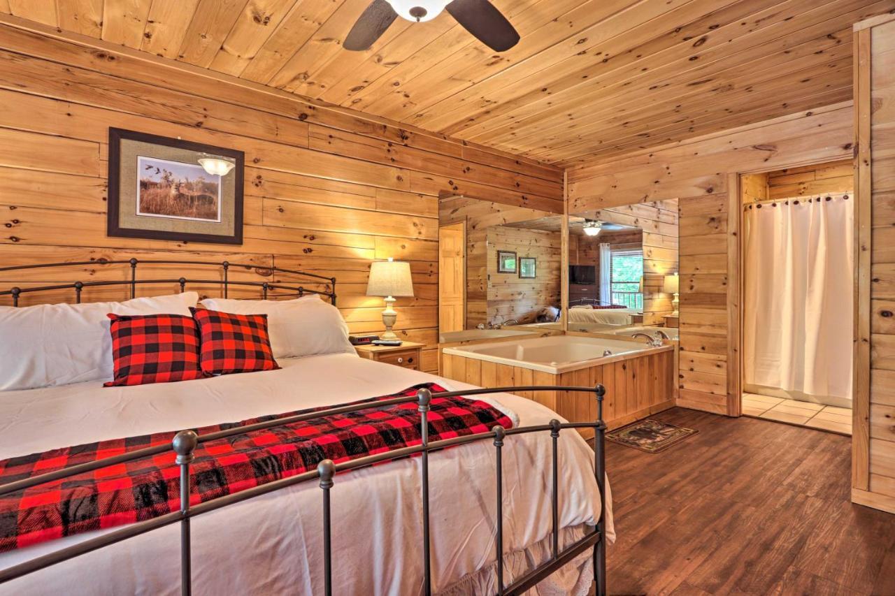 Cabin With Deck And Fireplace Less Than 3 Mi To Dollywood! Пиджен Фордж Екстериор снимка